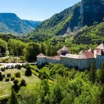 Hotel Chateau De *