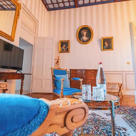 Chateau De Hotel